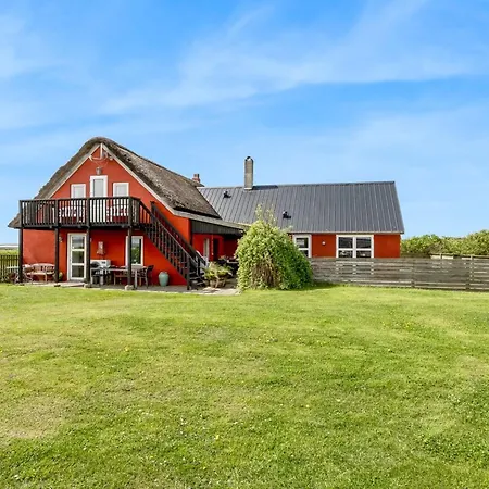Edvardsine - 20m To The Fjord By Interhome Vakantiehuis *