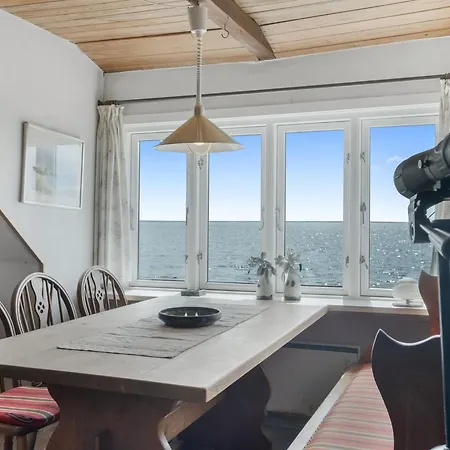 Edvardsine - 20m To The Fjord By Interhome Vakantiehuis